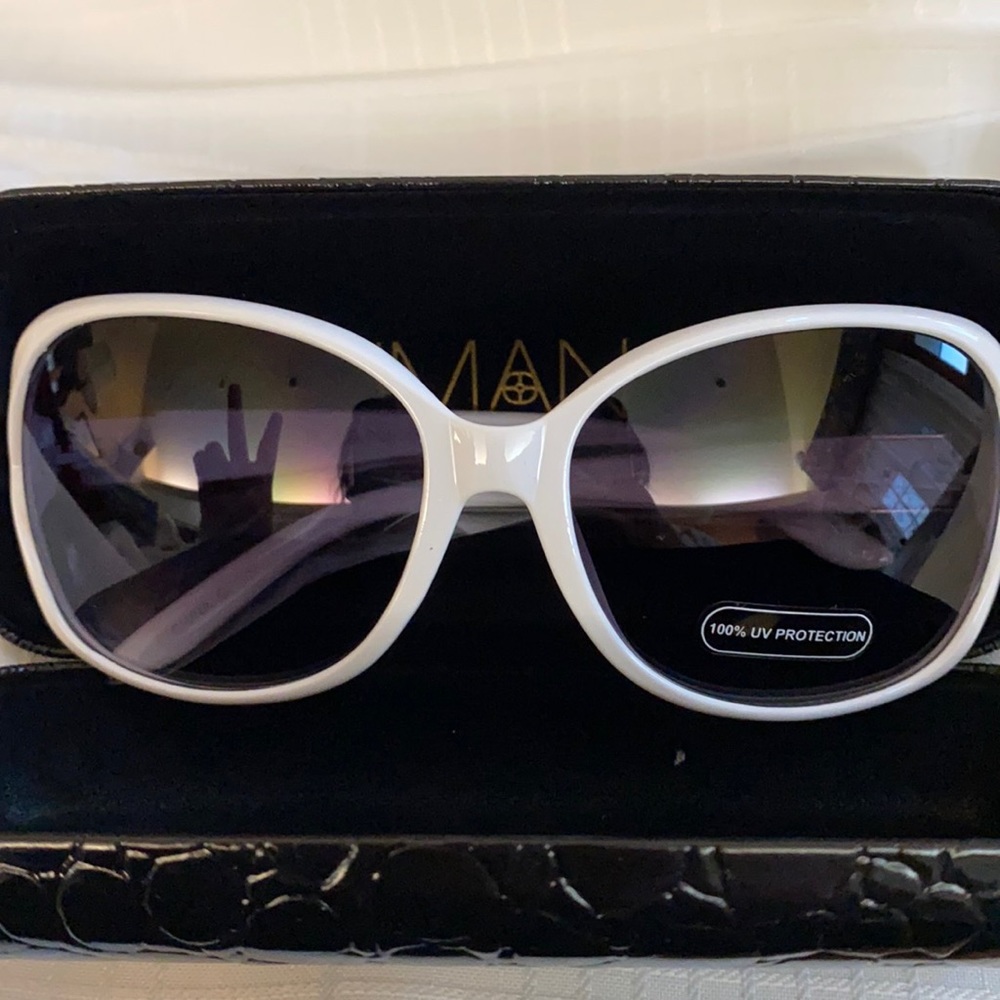Iman White sunnyG’s